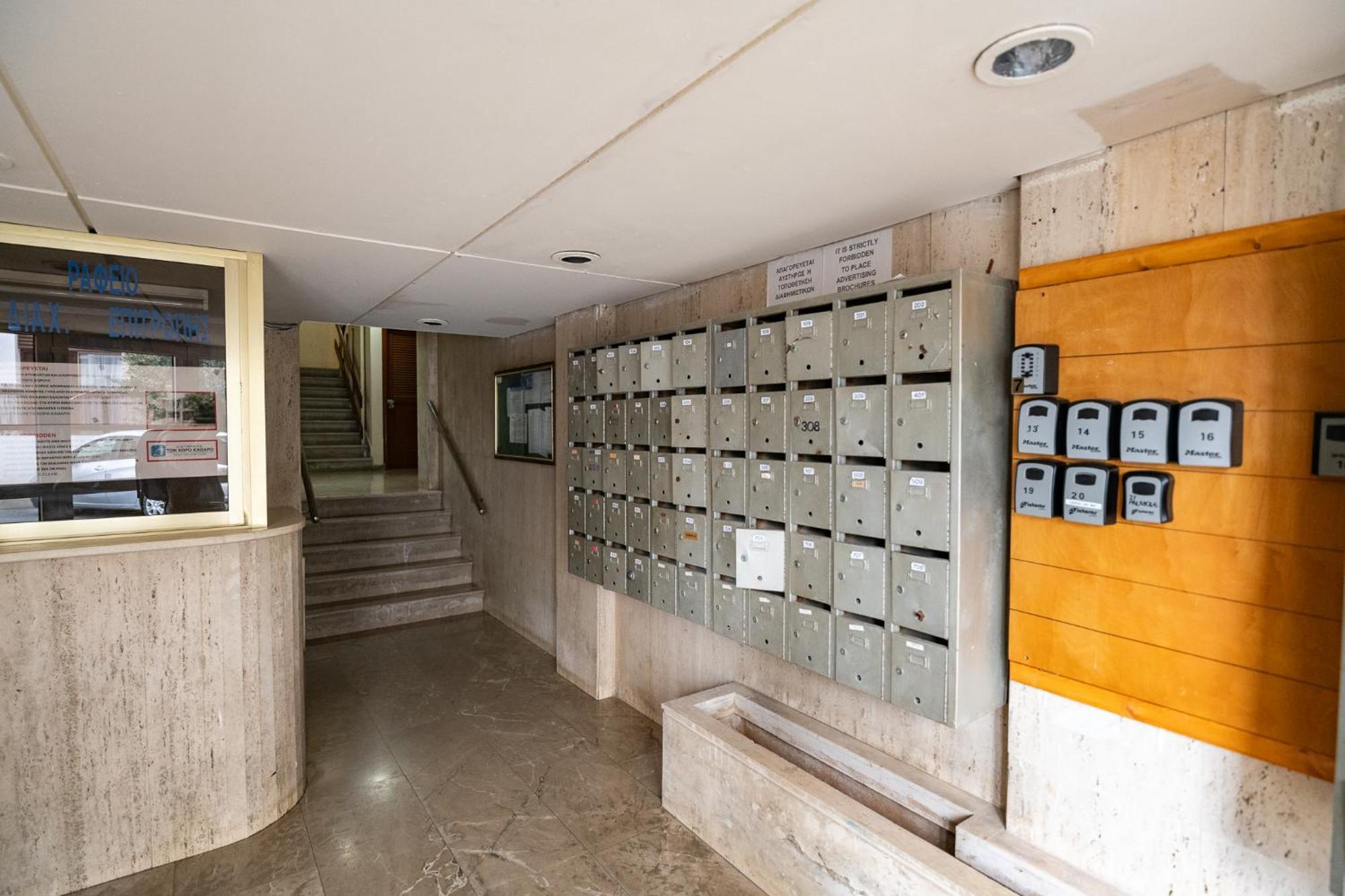 Lazuli Beach Apartment 501 Larnaca Eksteriør billede