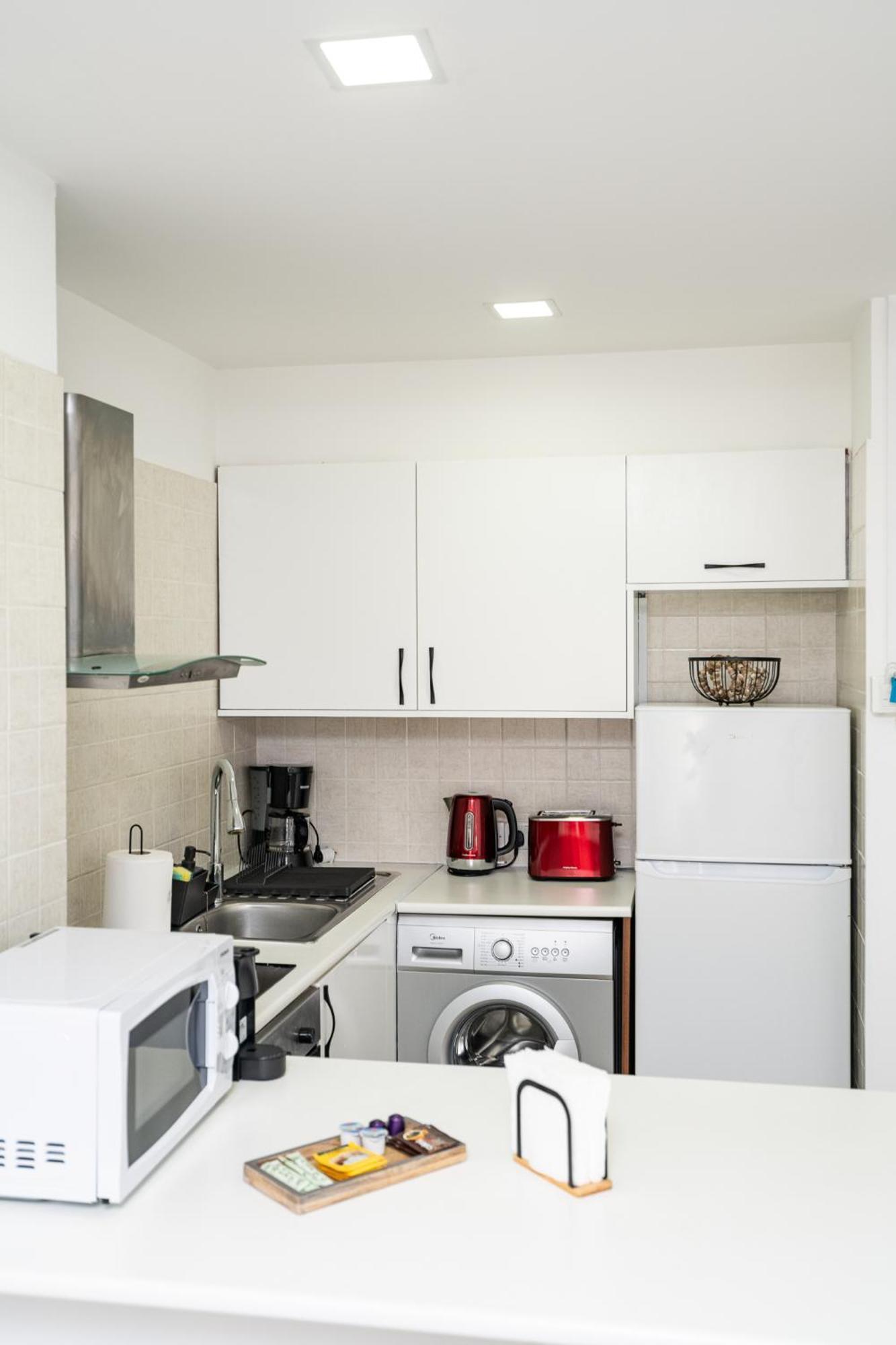 Lazuli Beach Apartment 501 Larnaca Eksteriør billede