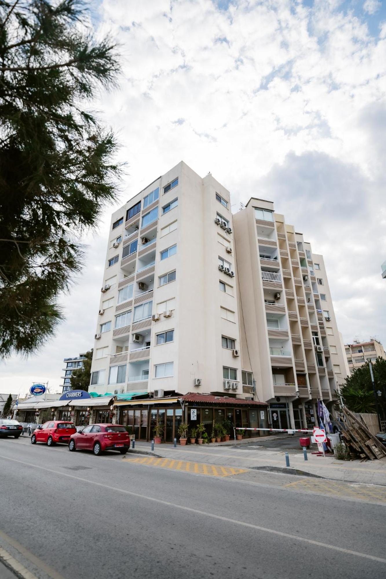Lazuli Beach Apartment 501 Larnaca Eksteriør billede